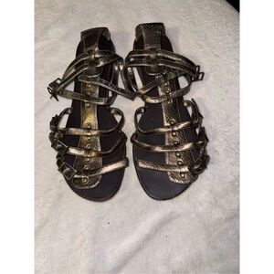 Mossimo strappy sandals size 8
